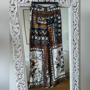 Italian Floral Design Wide-Leg Pants